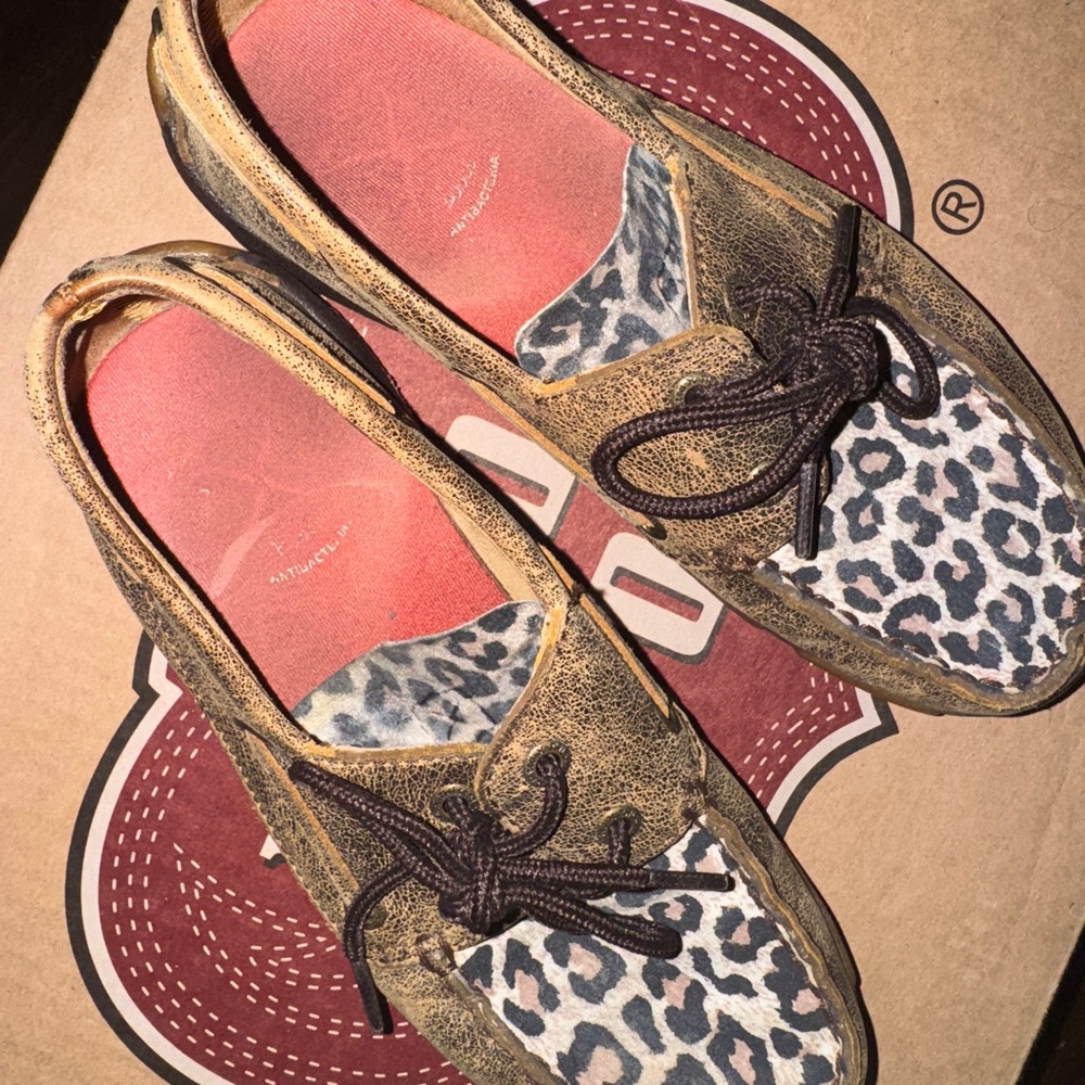 Twisted X Brown and Leopard Print Loafers